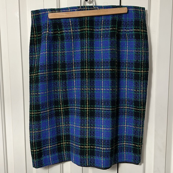 Vintage Suit by Lori Ann 2 pc Blazer with skirt - Picture 3 of 8